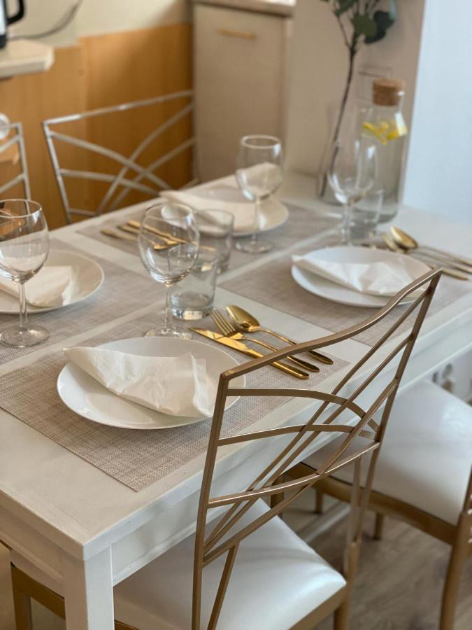 Vicky - New Apartment Centrum Srodmiescie 바르샤바 외부 사진