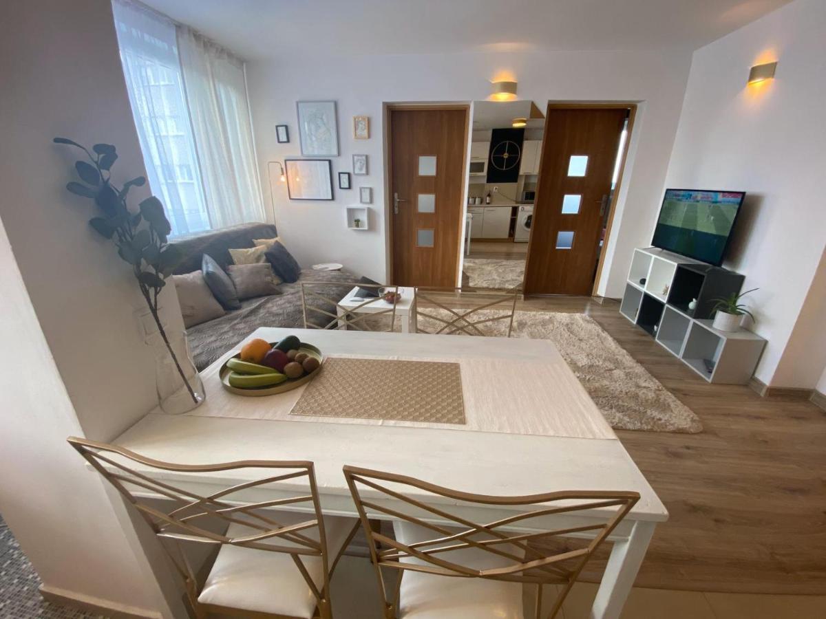 Vicky - New Apartment Centrum Srodmiescie 바르샤바 외부 사진