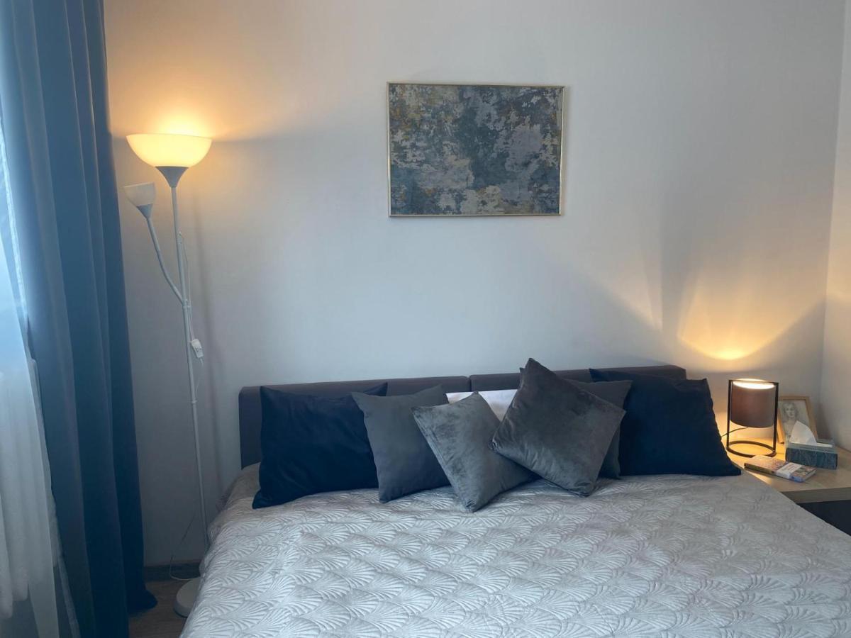 Vicky - New Apartment Centrum Srodmiescie 바르샤바 외부 사진